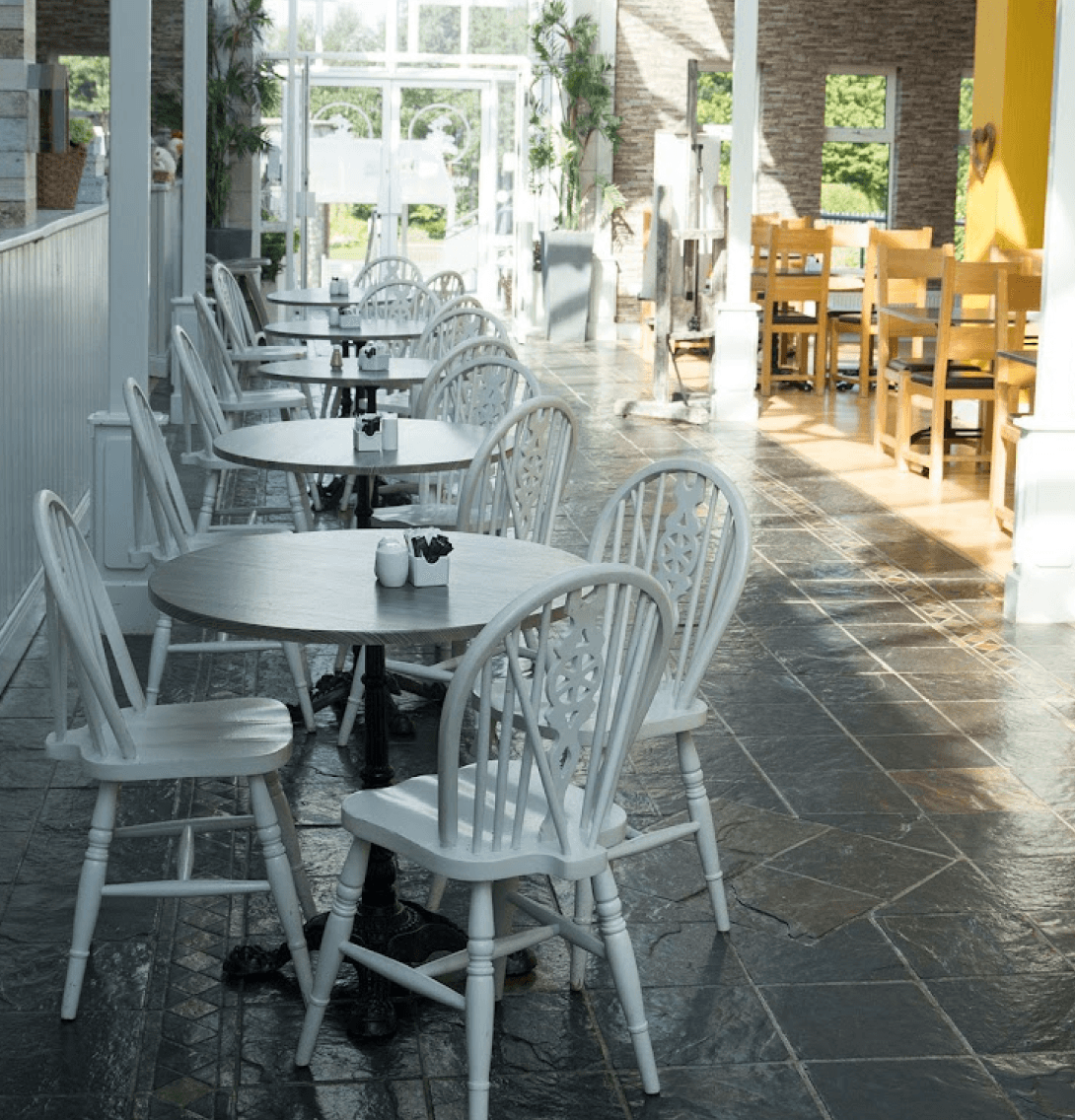 MerryTree Restaurant interior